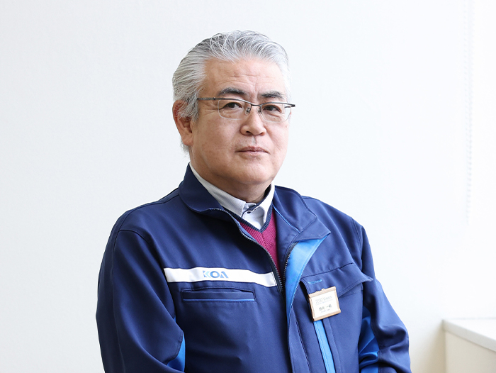 代表 近影
